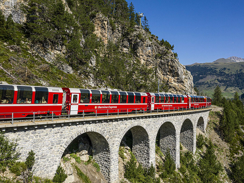 瑞士伯尔尼纳快车