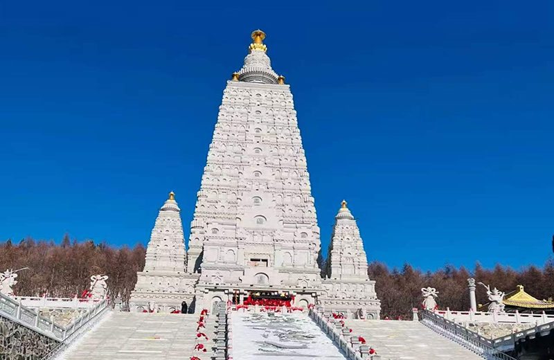 jiling-temple-qitaihe-china-tourism.jpg